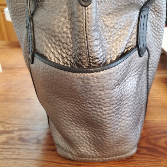 Handbag - Picture 7 of 9